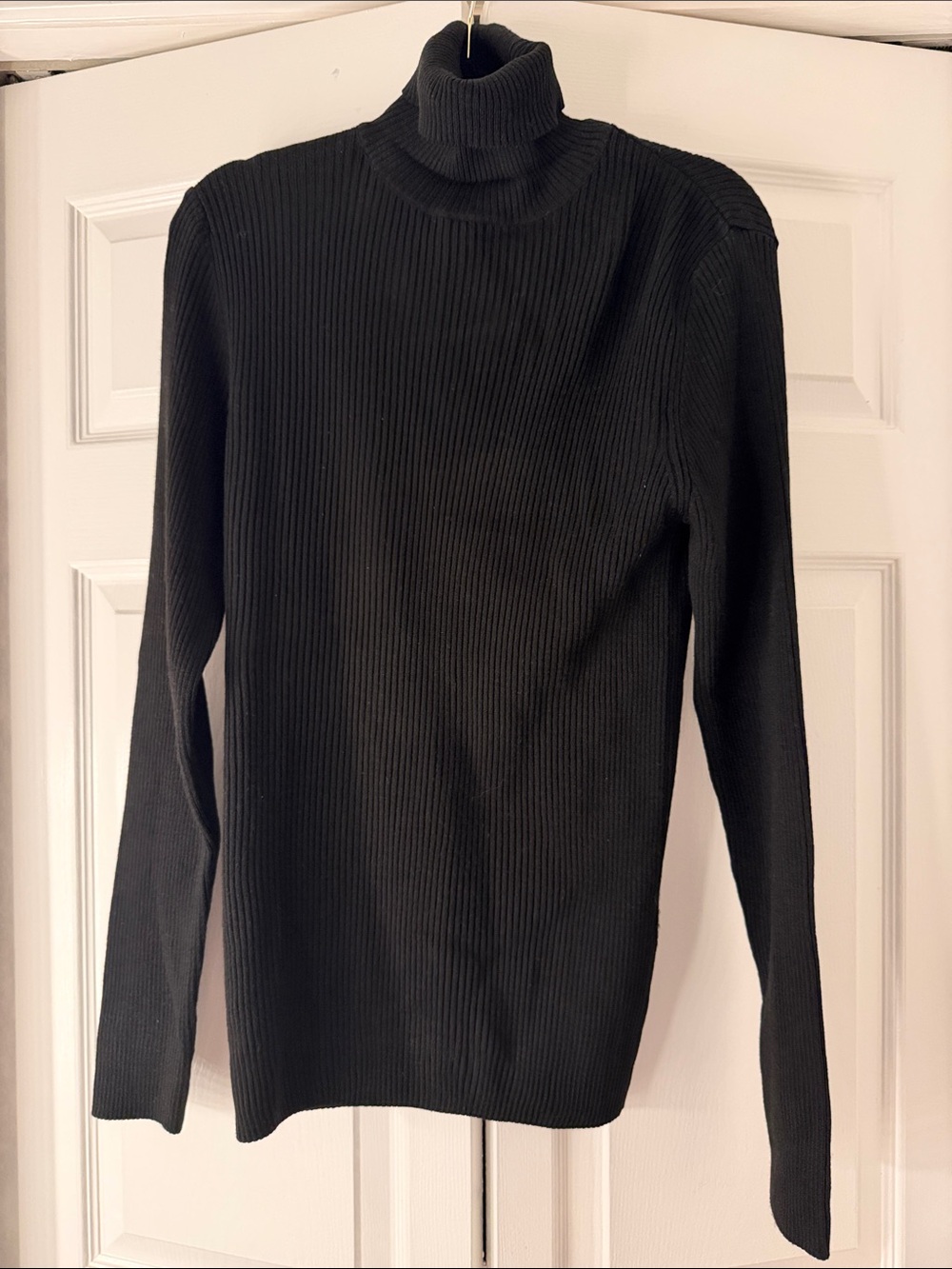 ASOS Women’s Dark Gray Ribbed Turtleneck Sweater